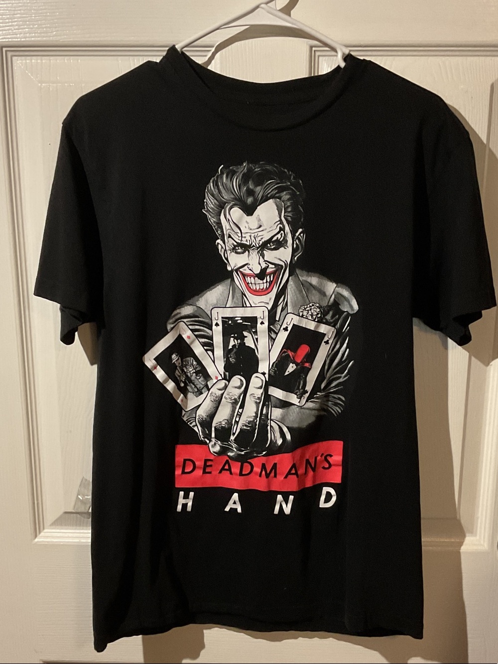 Batman Black Graphic Joker 'Deadman's Hand' Tee